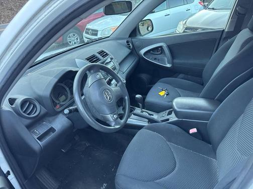 2009 Toyota RAV4 Sport