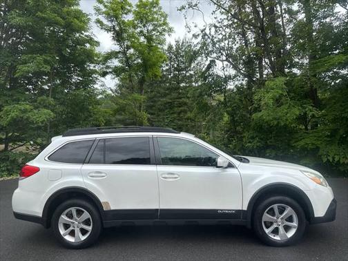 2014 Subaru Outback 2.5i Limited