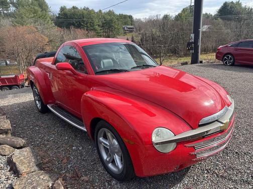 2004 Chevrolet SSR LS 2dr Regular Cab Convertible Rwd SB