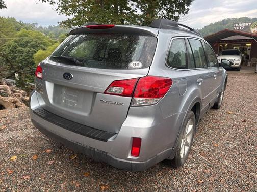 2014 Subaru Outback 2.5i