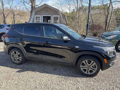 2022 Kia Seltos LX AWD 4dr SUV