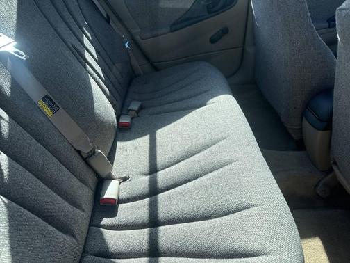 2003 Chevrolet Cavalier Base