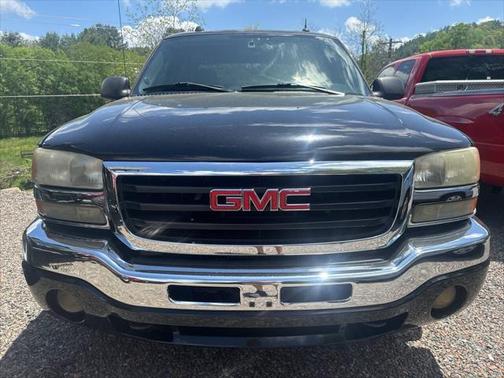 2005 GMC Sierra 1500 SLT Crew Cab
