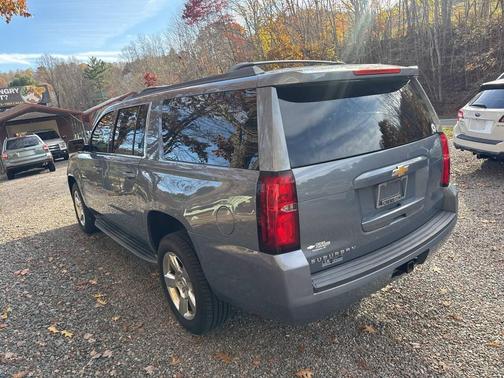 2016 Chevrolet Suburban LT