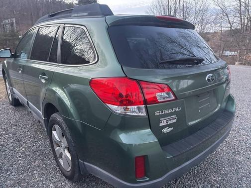 2012 Subaru Outback 2.5i Premium