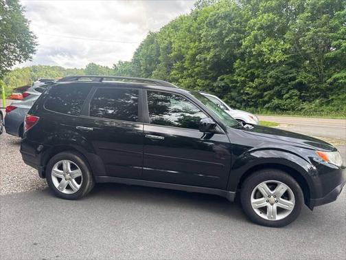 2010 Subaru Forester 2.5 X Premium