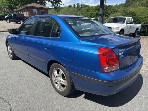 Blue 2004 Hyundai ELANTRA GT