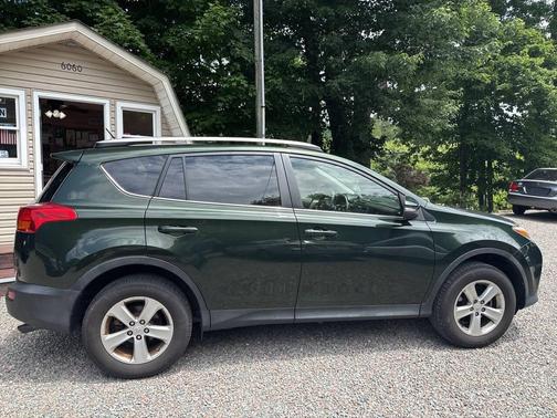 Green 2013 Toyota RAV4 XLE