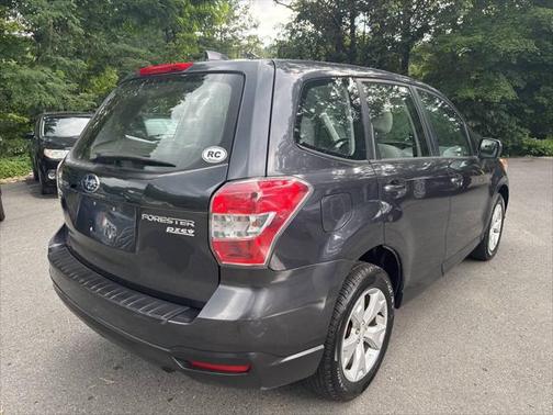 2016 Subaru Forester 2.5i
