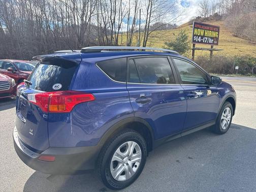 2014 Toyota RAV4 LE