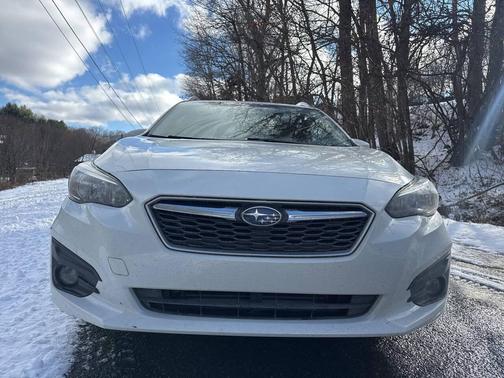 2017 Subaru Impreza 2.0i Premium