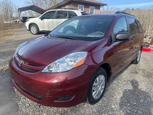 2006 Toyota Sienna LE