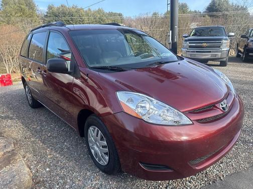 2006 Toyota Sienna LE