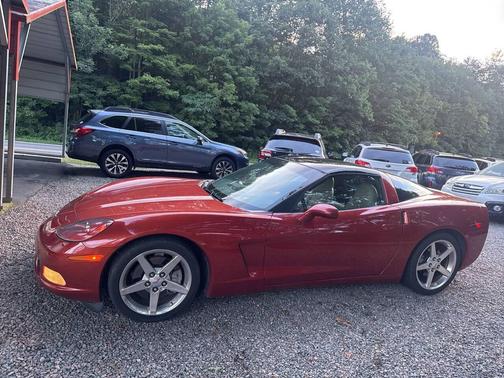 2005 Chevrolet Corvette Base