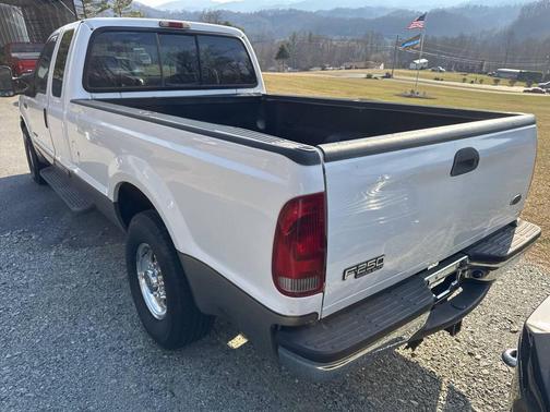 2002 Ford F-250 Lariat