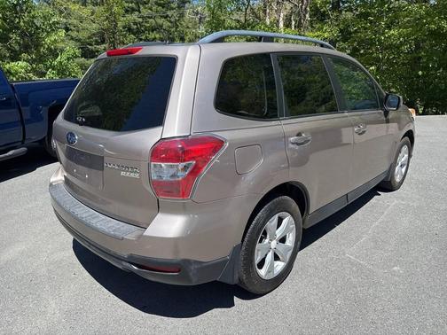 Tan 2015 Subaru Forester 2.5i Premium