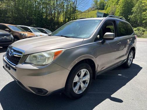 Tan 2015 Subaru Forester 2.5i Premium