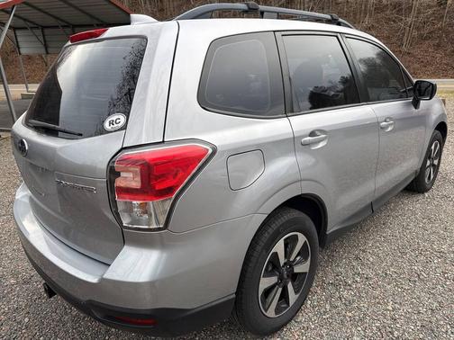 2018 Subaru Forester 2.5i