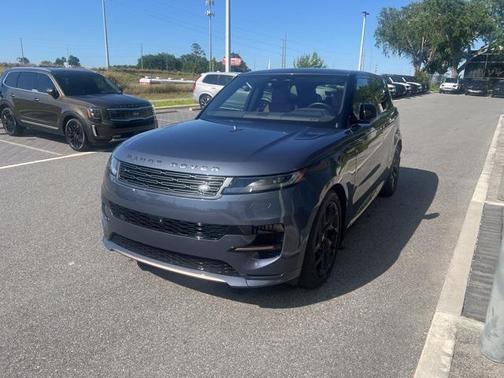 2023 Land Rover Range Rover Sport SE