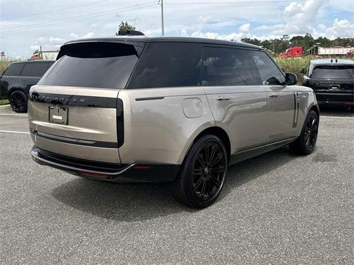 2025 Land Rover Range Rover P400 SE 7 Seat