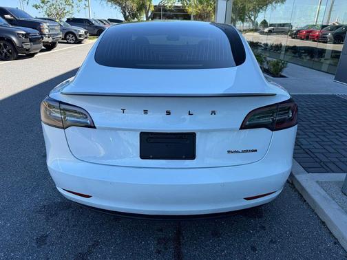 2020 Tesla Model 3 Long Range