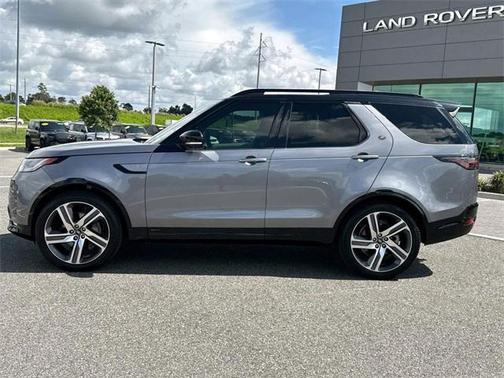 2022 Land Rover Discovery P300 S R-Dynamic