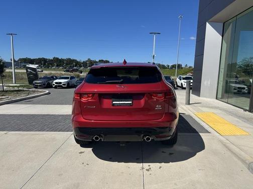 2019 Jaguar F-PACE S