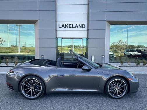 2020 Porsche 911 Carrera