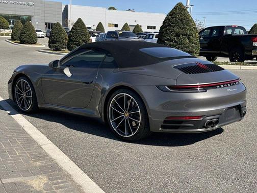 2020 Porsche 911 Carrera