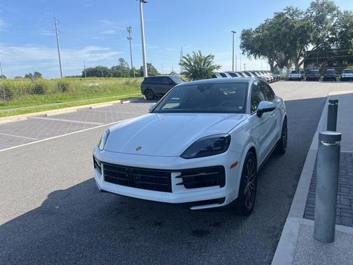 2024 Porsche Cayenne Base