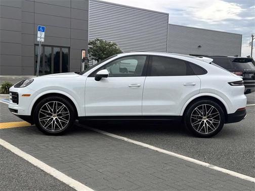 2024 Porsche Cayenne Base