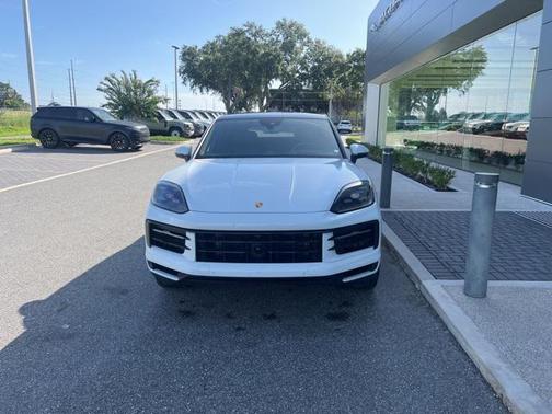 2024 Porsche Cayenne Base