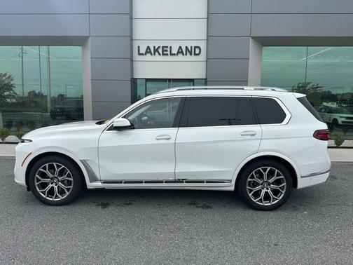 2024 BMW X7 xDrive40i