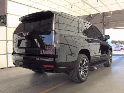 2024 Cadillac Escalade Sport