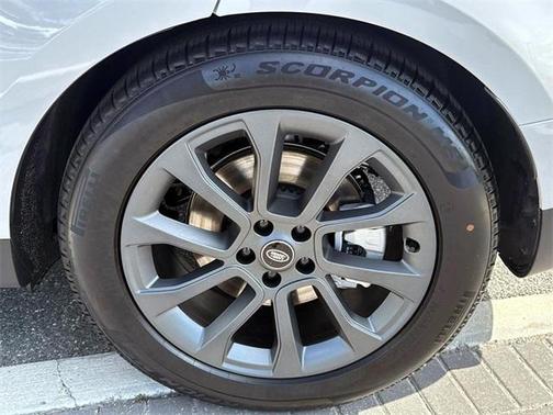 2025 Land Rover Range Rover Sport P360 S