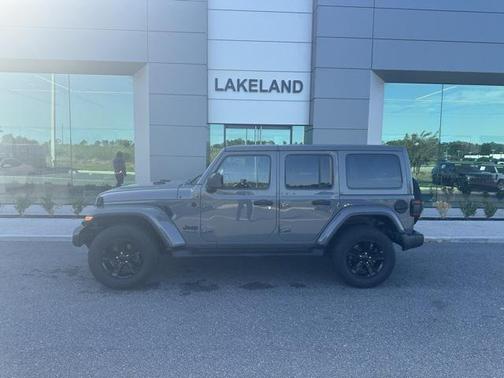 2022 Jeep Wrangler Unlimited Sahara