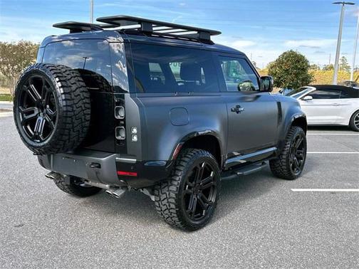 2024 Land Rover Defender 90 P525 Carpathian Edition