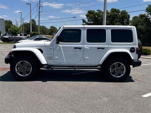 2020 Jeep Wrangler Unlimited Sahara