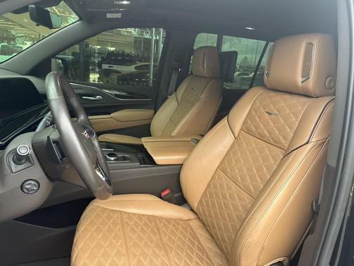 2021 Cadillac Escalade ESV Premium Luxury