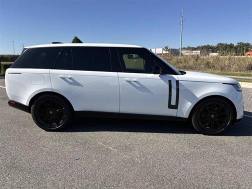 2025 Land Rover Range Rover P530 SE 7 Seat