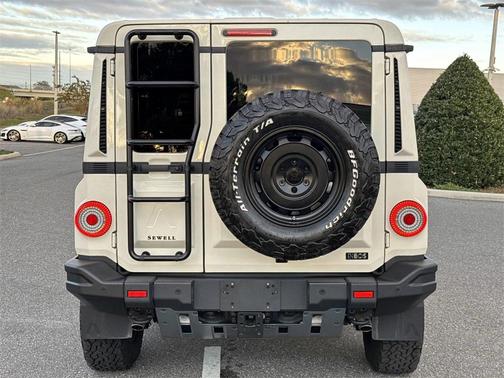 2025 INEOS Grenadier Fieldmaster