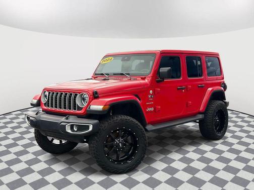 Firecracker Red Clearcoat 2024 Jeep Wrangler 4-Door Sahara 4x4