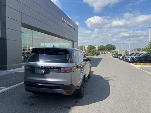 2023 Land Rover Discovery P360 S R-Dynamic