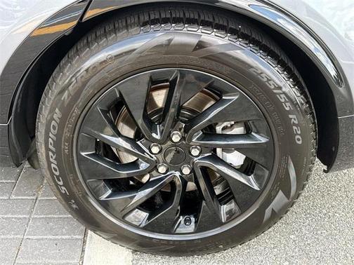 2023 Land Rover Discovery P360 S R-Dynamic