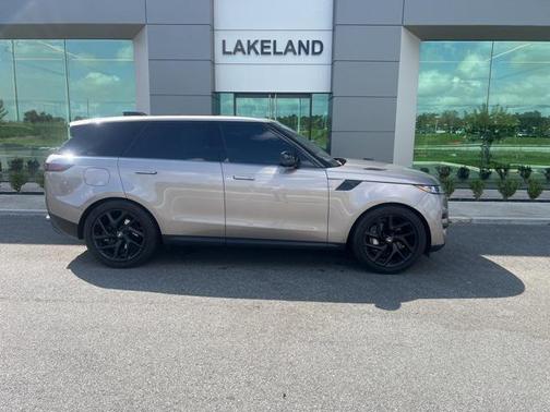 2023 Land Rover Range Rover Sport SE