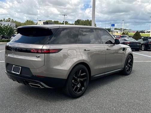 2023 Land Rover Range Rover Sport SE