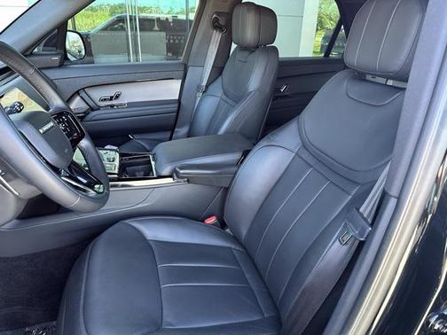 2023 Land Rover Range Rover Sport SE