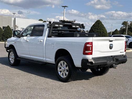 2024 RAM 2500 Laramie Crew Cab 4x4 6'4' Box