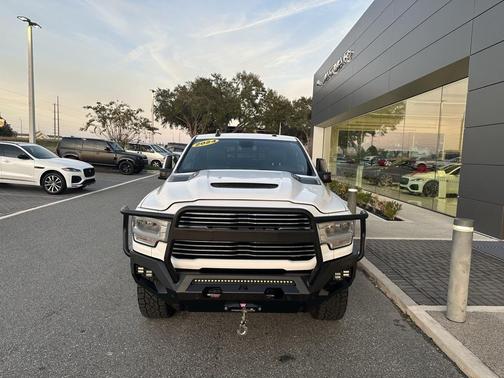 2024 RAM 2500 Laramie Crew Cab 4x4 6'4' Box