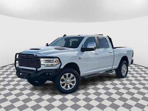 2024 RAM 2500 Laramie Crew Cab 4x4 6'4' Box